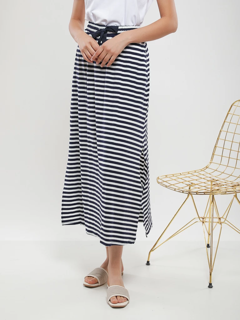 Jupe longue fluide à rayures