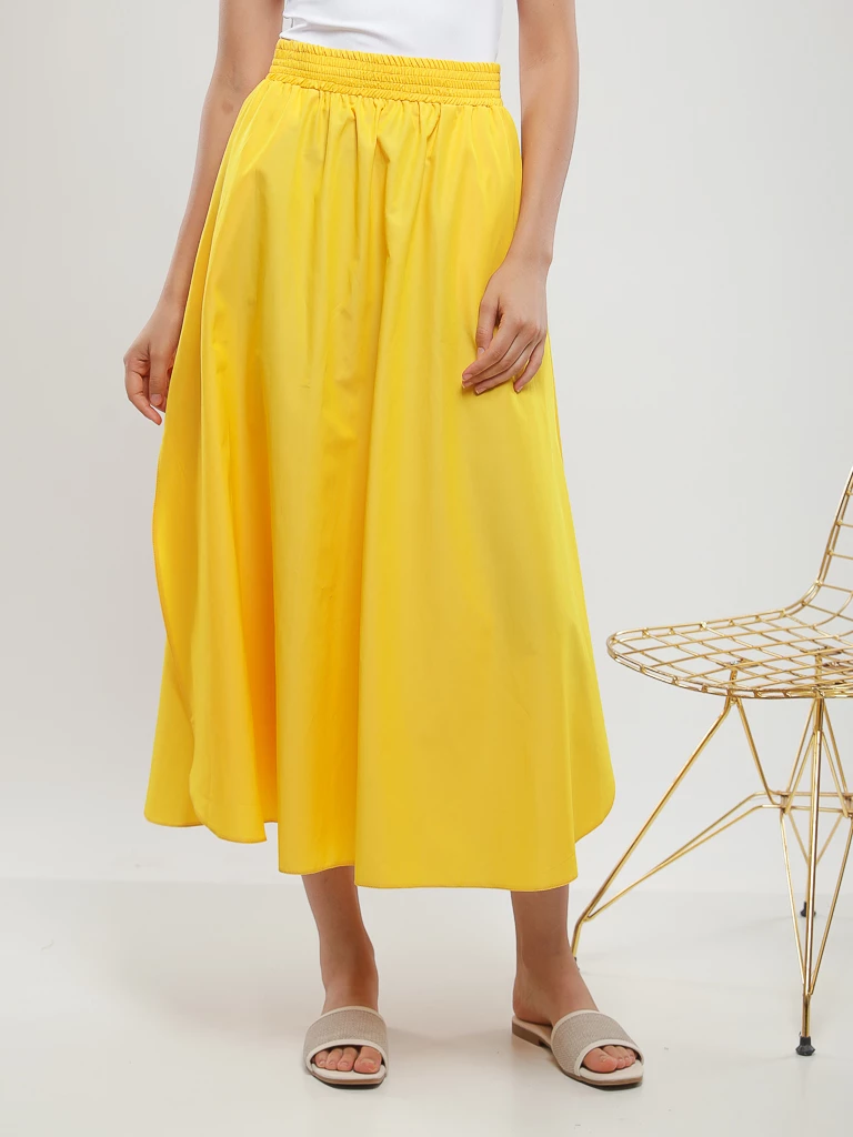 Jupe midi à taille smockée