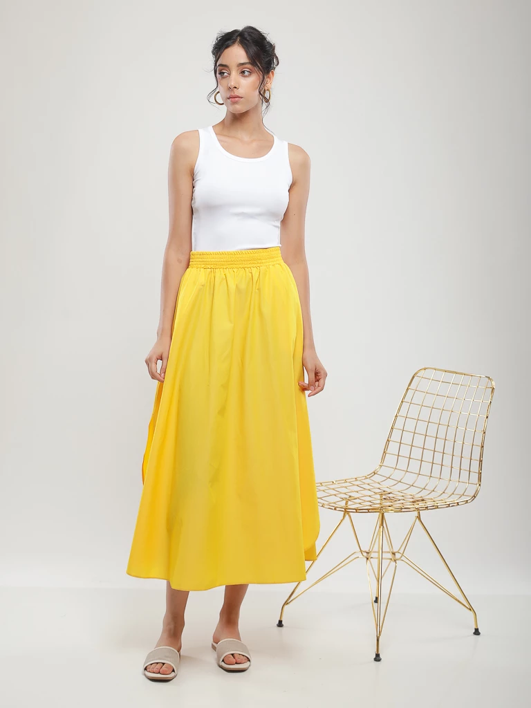 Jupe midi à taille smockée