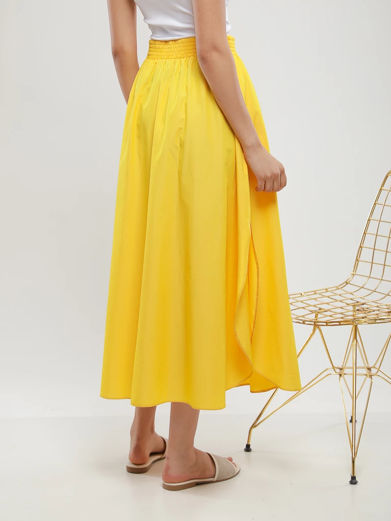 Jupe midi à taille smockée