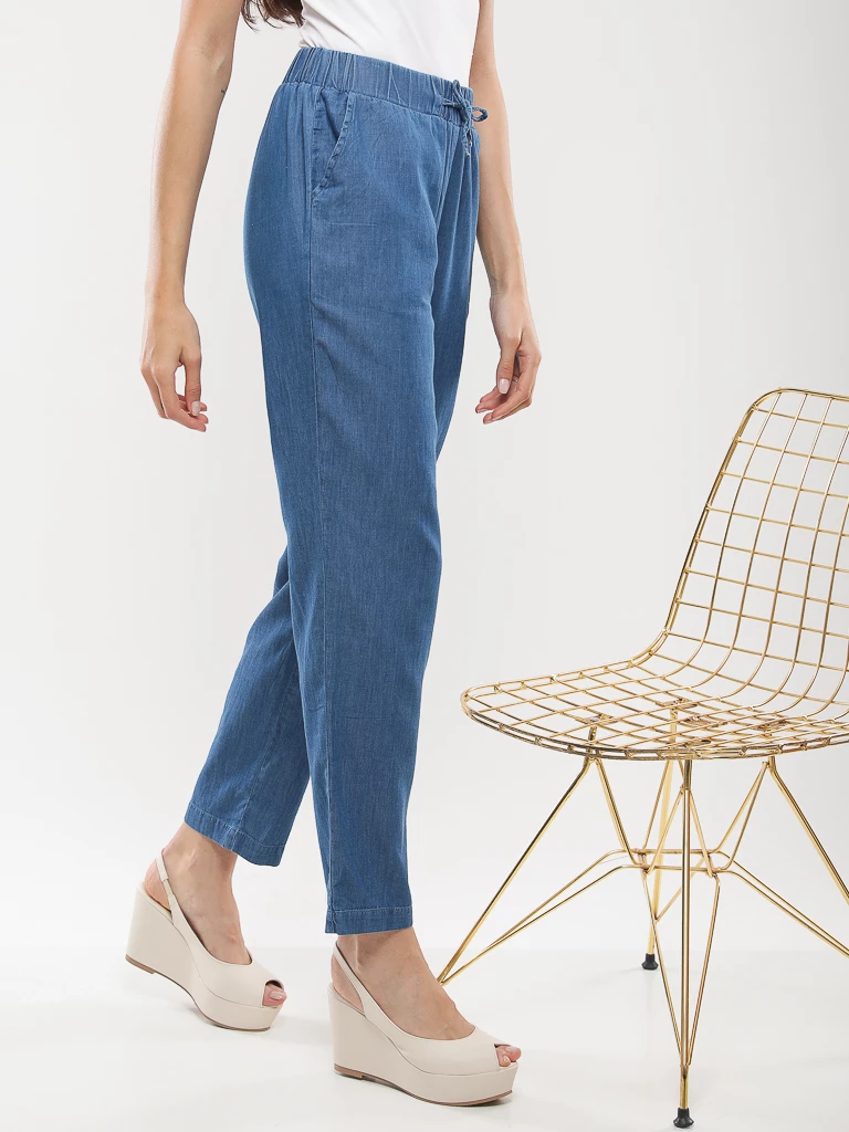 Pantalon 7/8ème à cordon de serrage