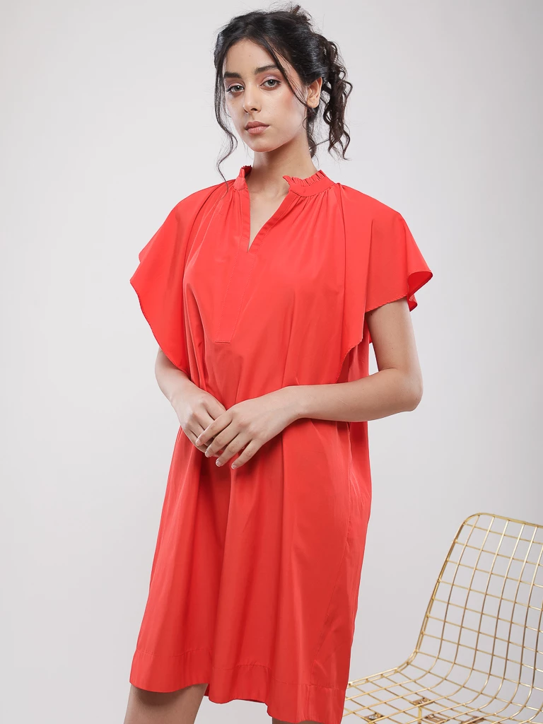 Robe courte manches à volants