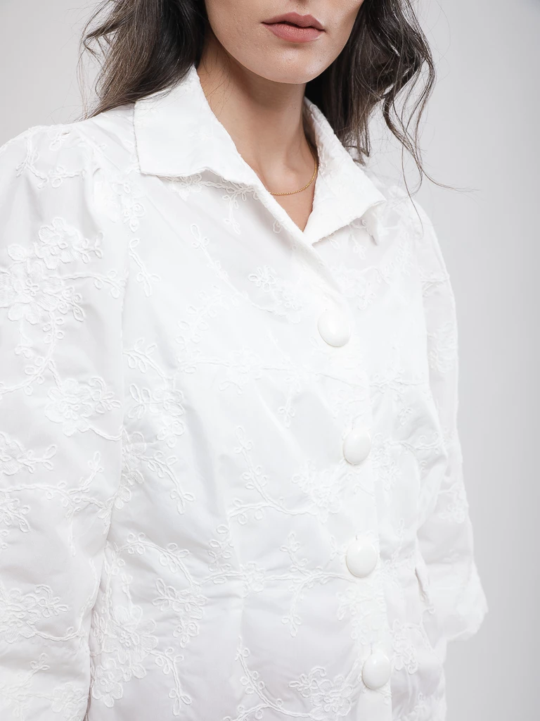 Chemise brodée fleurs