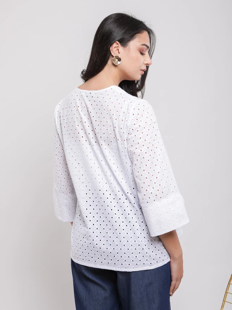 Blouse broderie anglaise manches 3/4