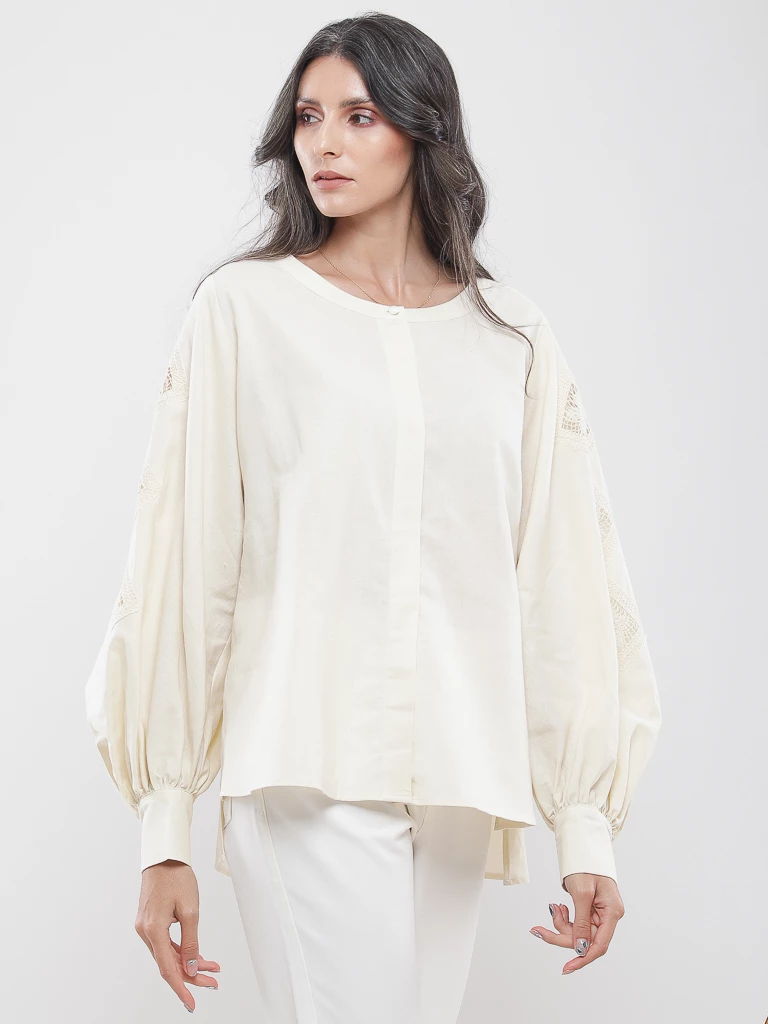 Blouse dentelle manches bouffantes