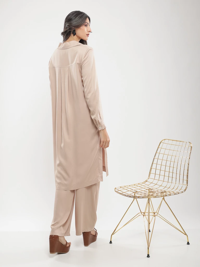 Chemise longue fluide à Poches