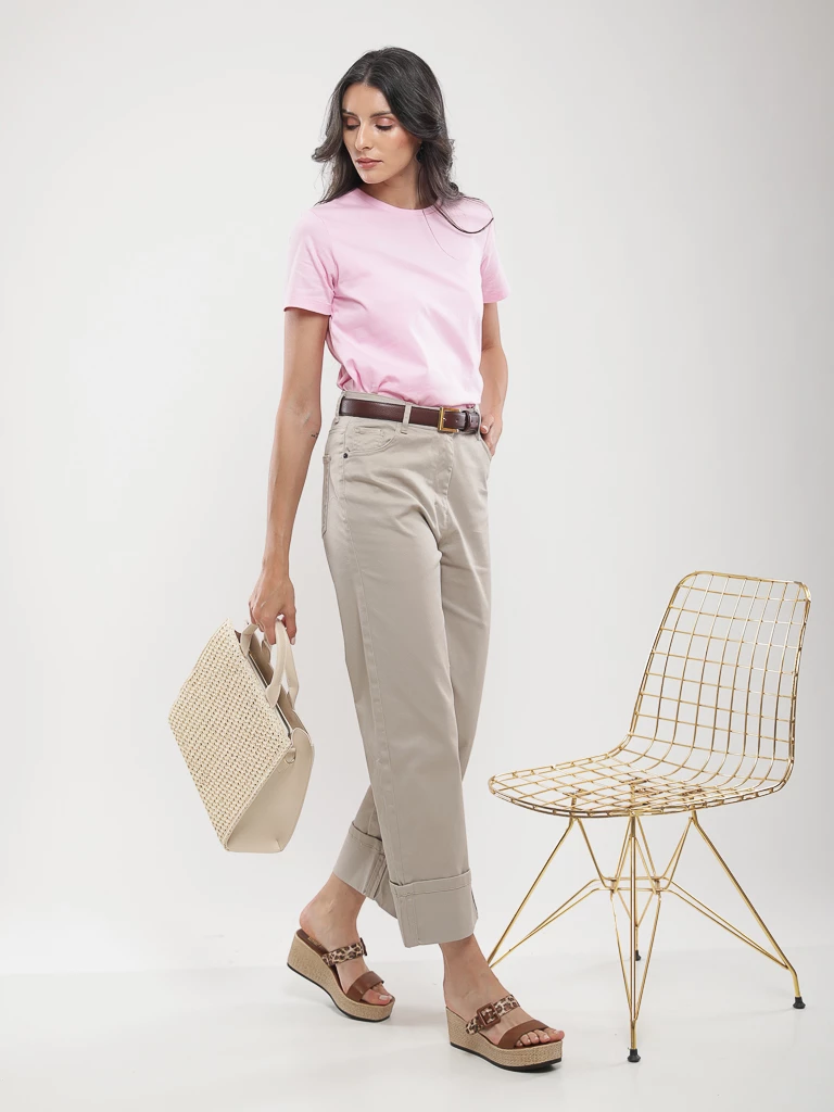 Pantalon droit à larges revers