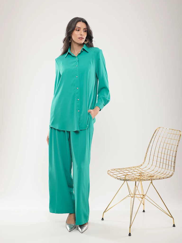 Chemise manches longues festonnée