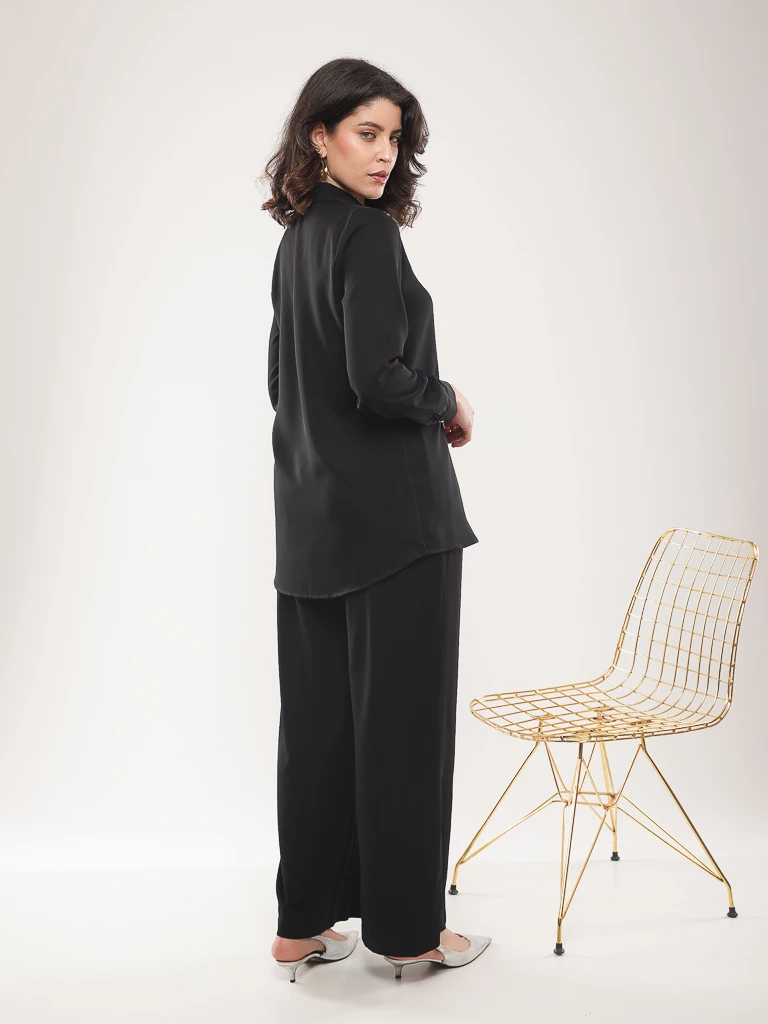 Chemise manches longues festonnée