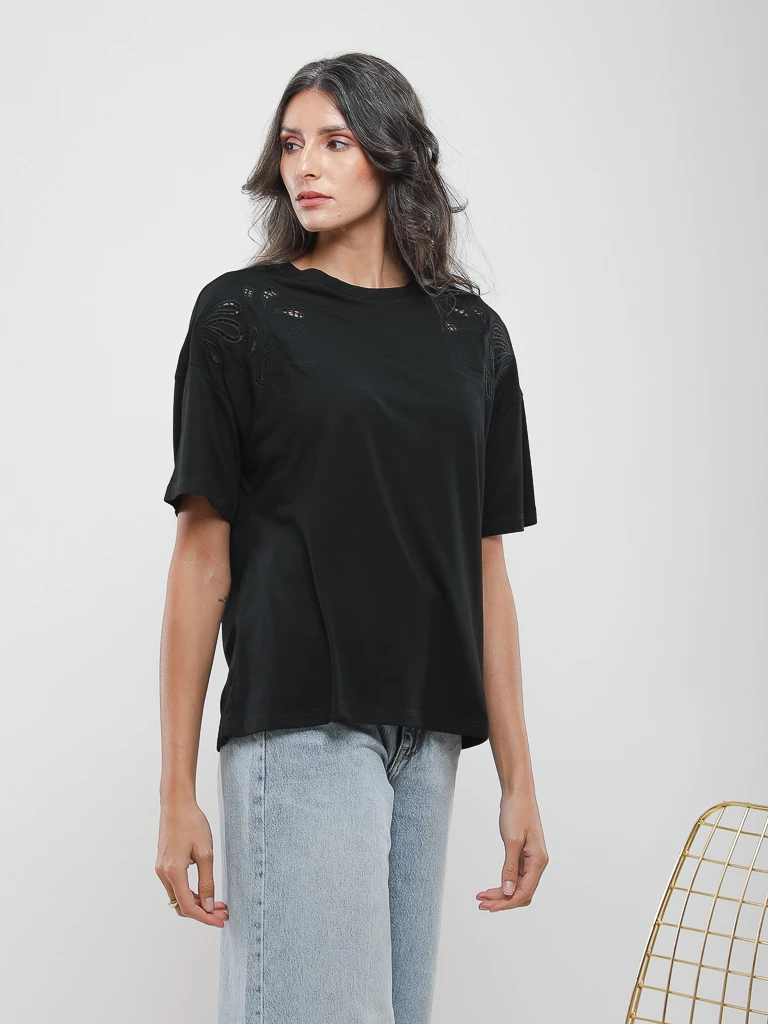 T-shirt oversize à détails ajourés