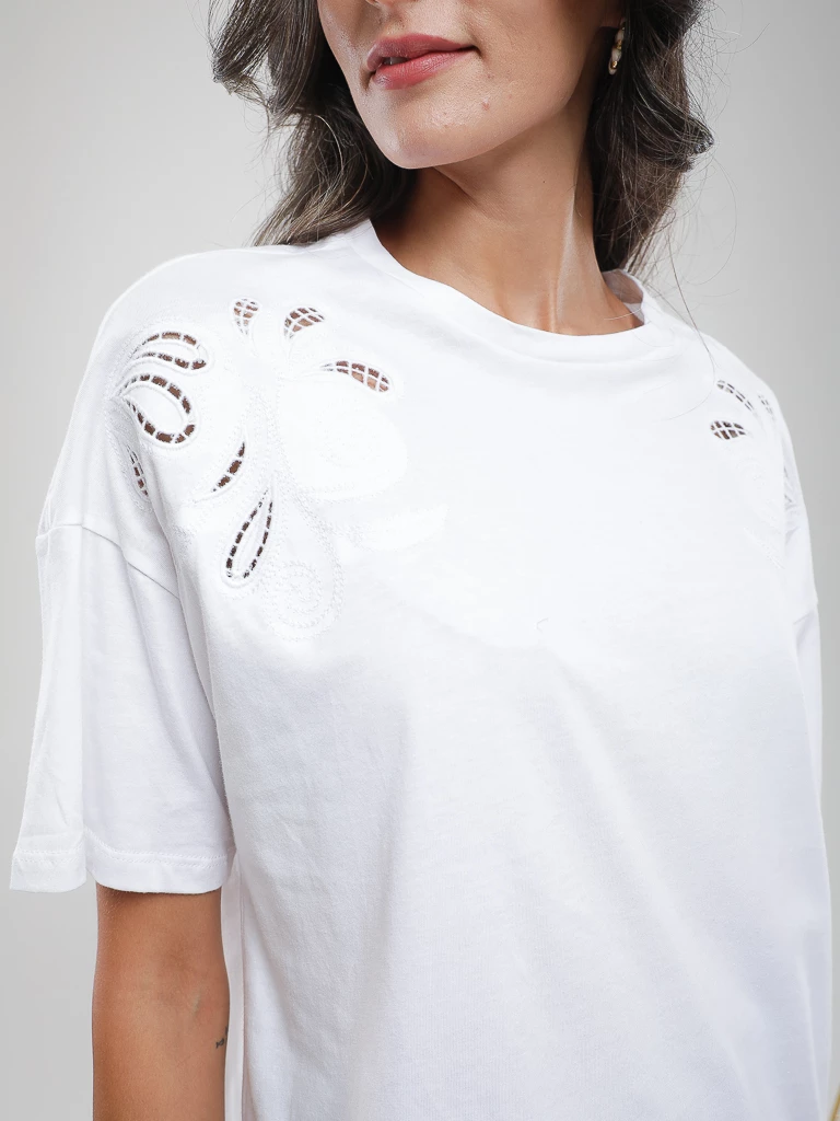 T-shirt oversize à détails ajourés