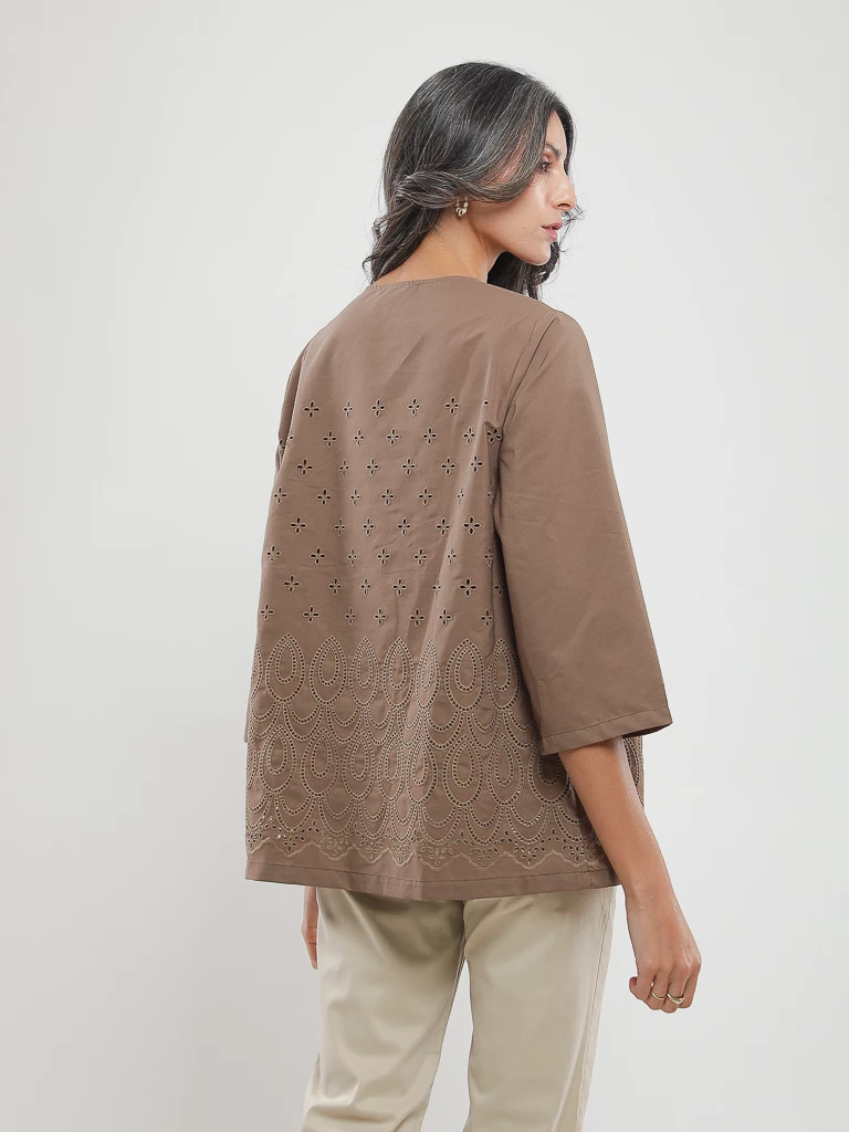 Blouse en popeline à broderie anglaise