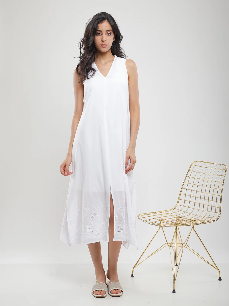Robe midi sans manches brodée