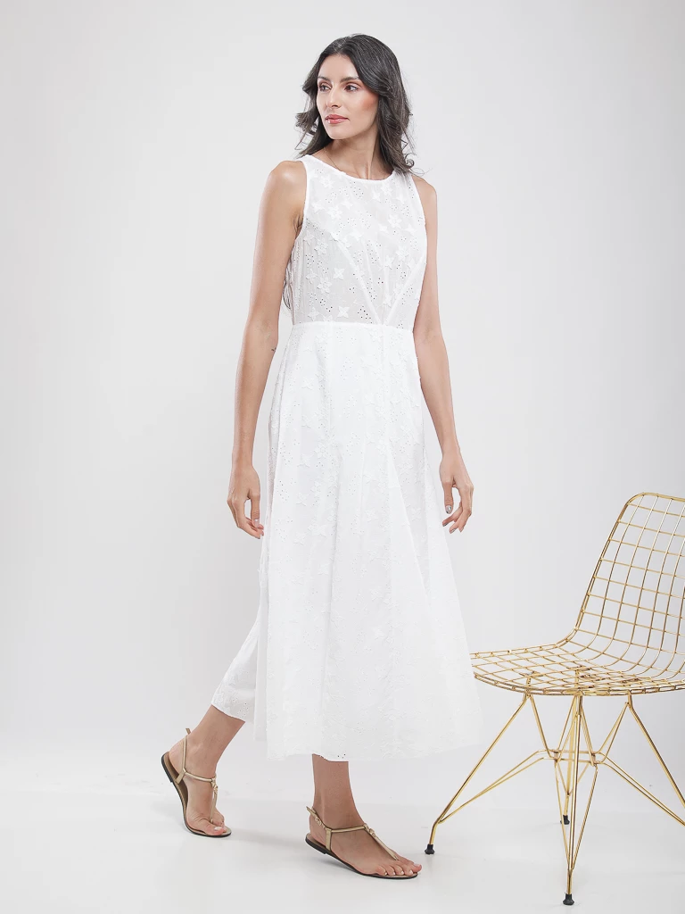 Robe coton en broderie anglaise