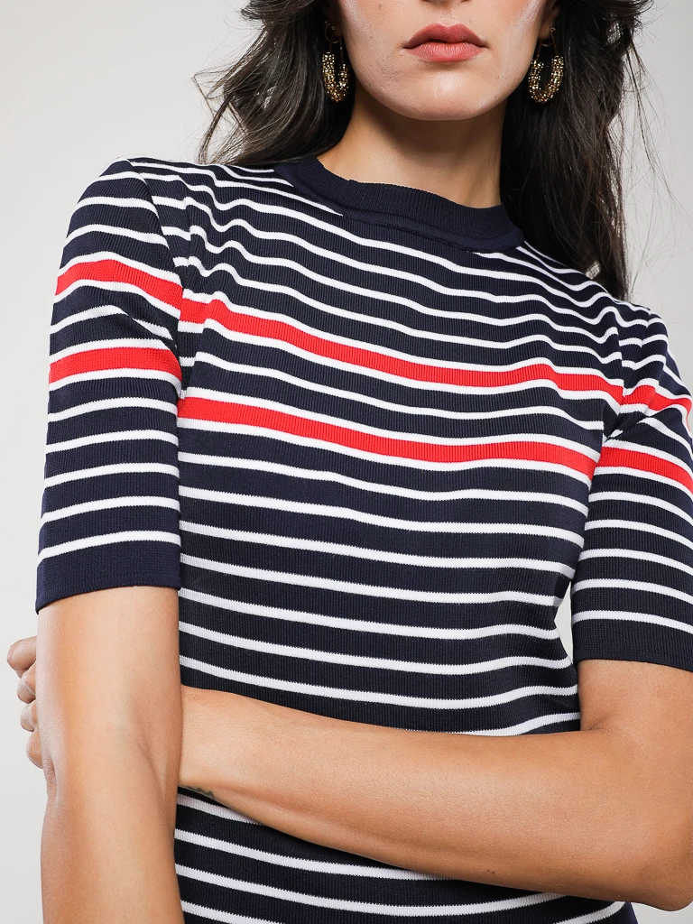 PULL RAYÉ EN MAILLE MANCHES COURTES