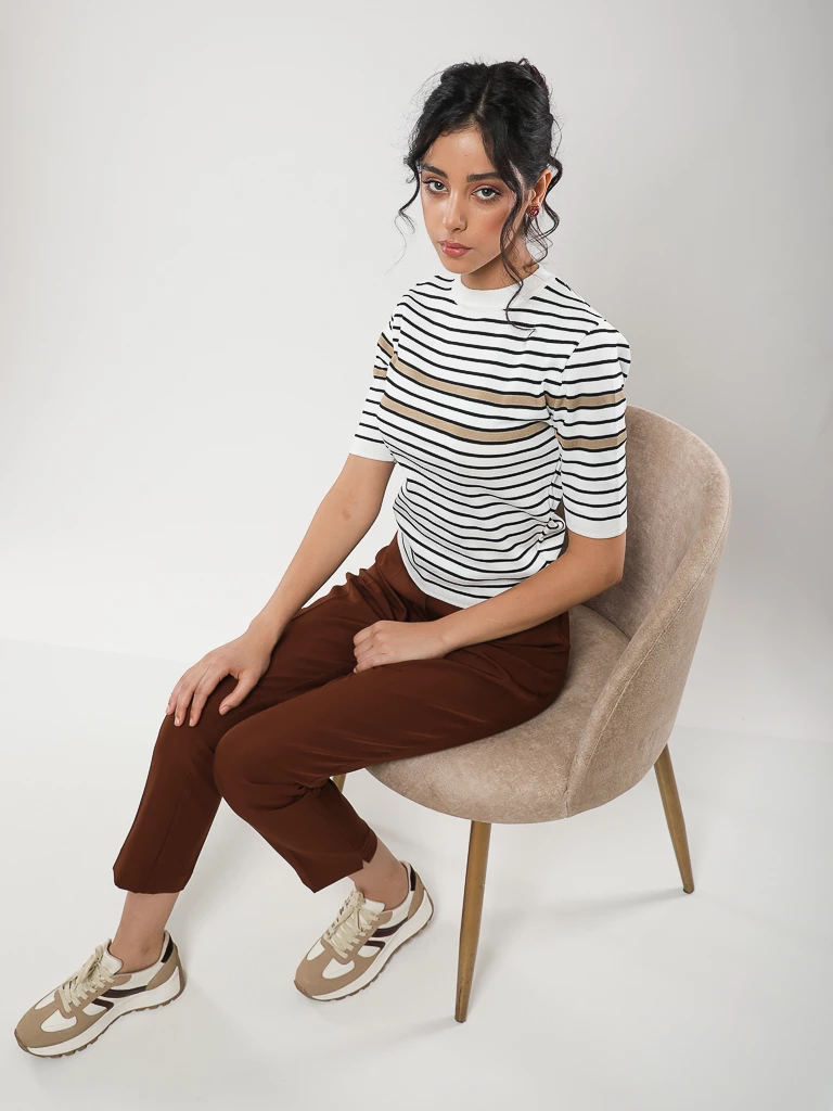 PULL RAYÉ EN MAILLE MANCHES COURTES