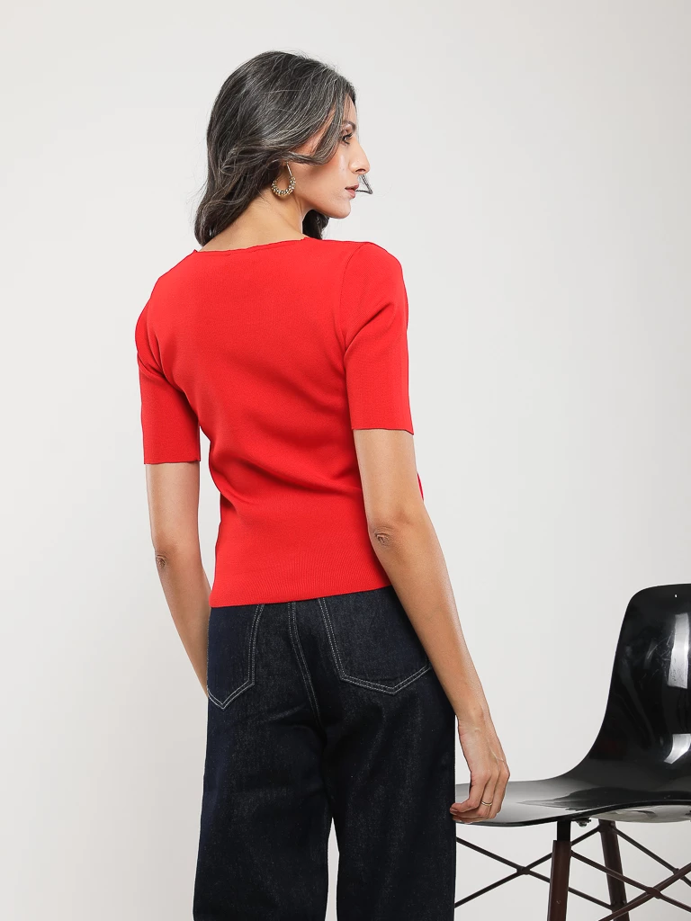 PULL EN MAILLE MANCHES COURTES