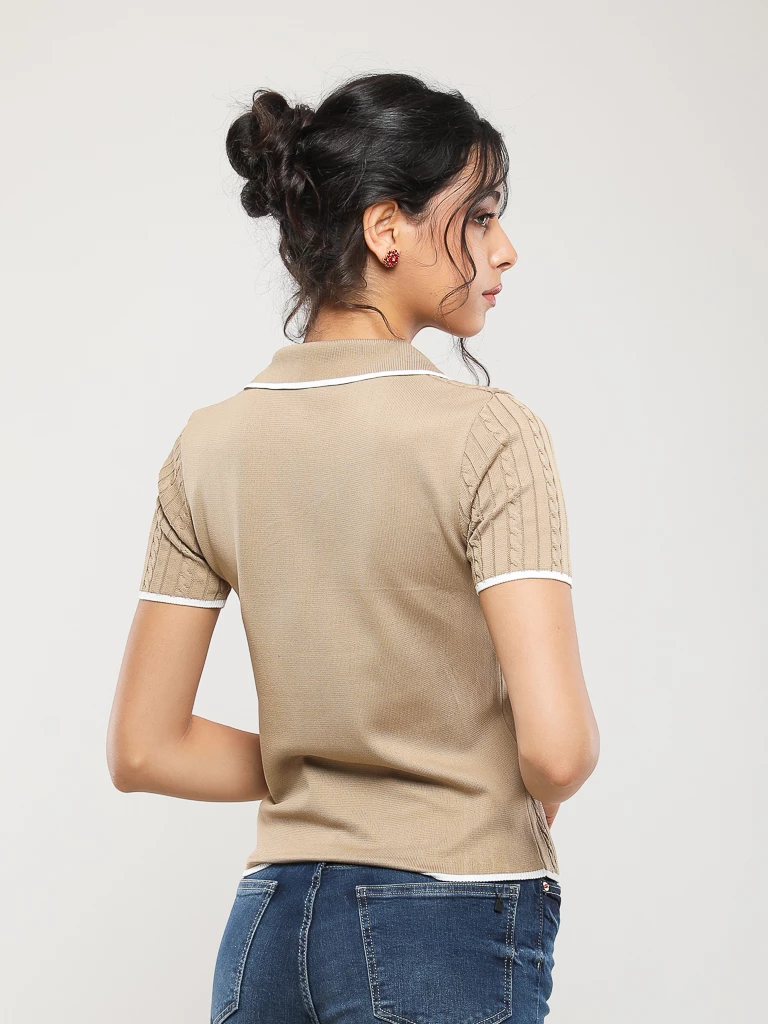 PULL EN MAILLE MANCHES COURTES