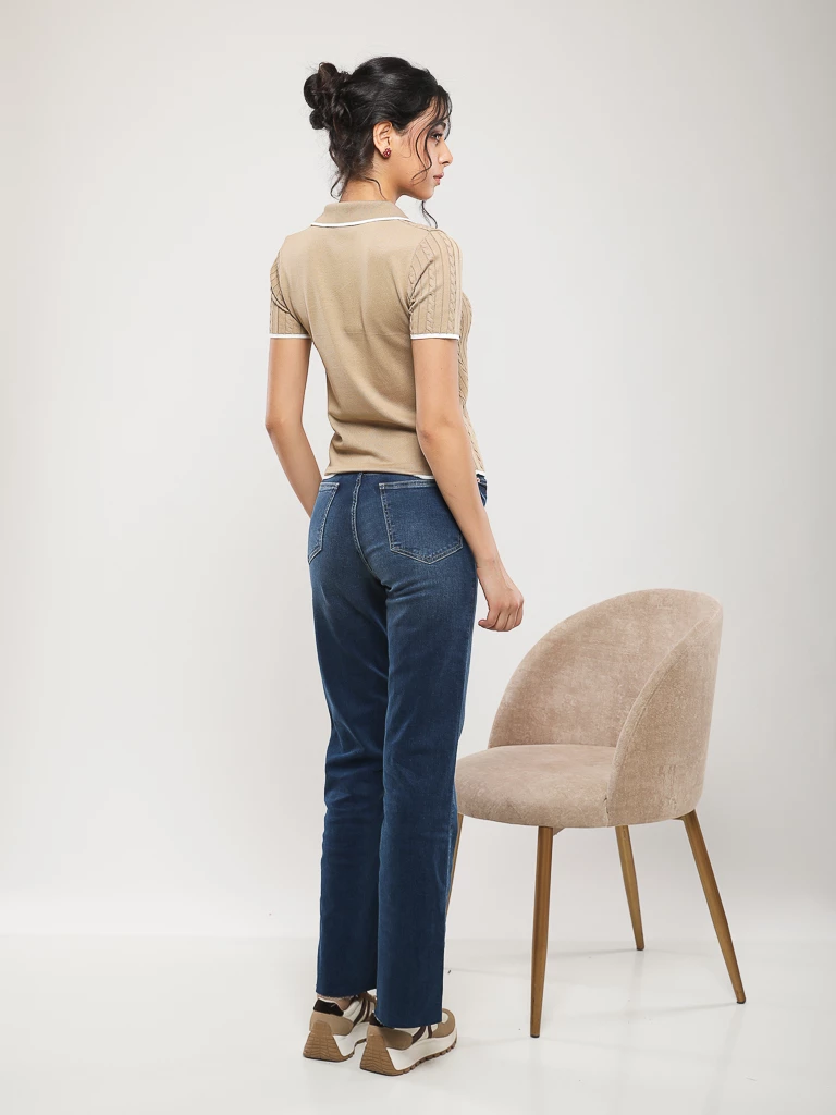 PULL EN MAILLE MANCHES COURTES